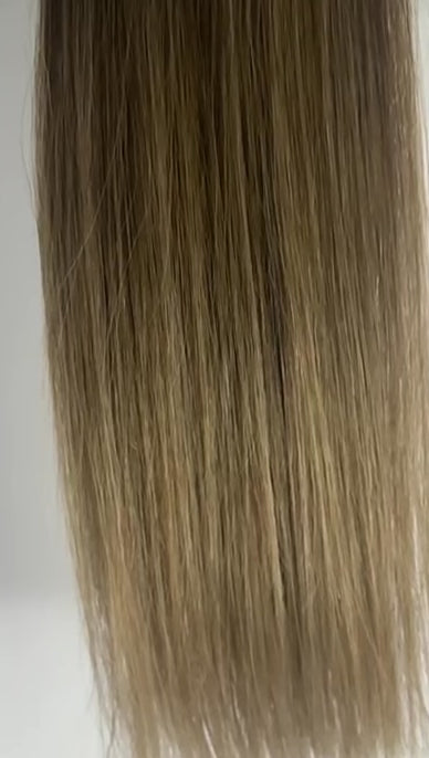 #Hustler Secrets Seamless® Clip-Ins